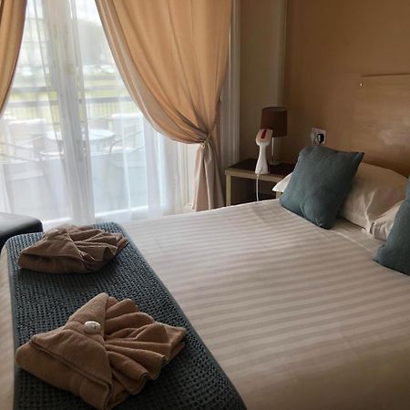 Royal Grosvenor Hotel 웨스턴슈퍼매어 외부 사진
